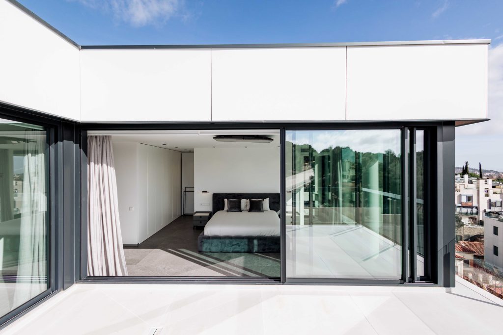Fotografía habitacion de una casa de diseño en Barcelona realizada por fotógrafo inmobiliario